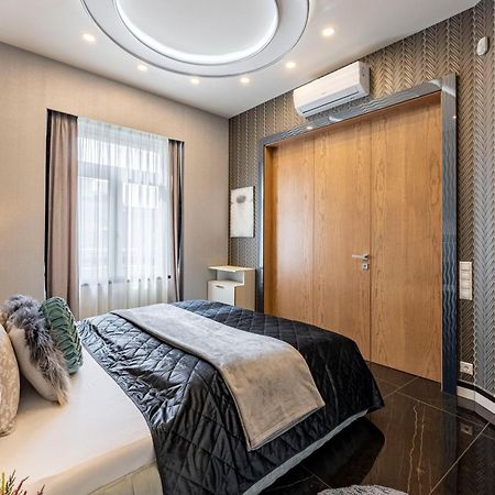 Luxury Royal Central Apartment By Prestige Homes Budapest Exterior foto